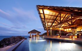 Tadrai Island Resort